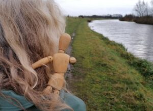 Poppetje is sitting on the shoulder of the photographer, looking to what the future will bring.